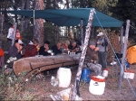 Tafelrunde am Kanutisch